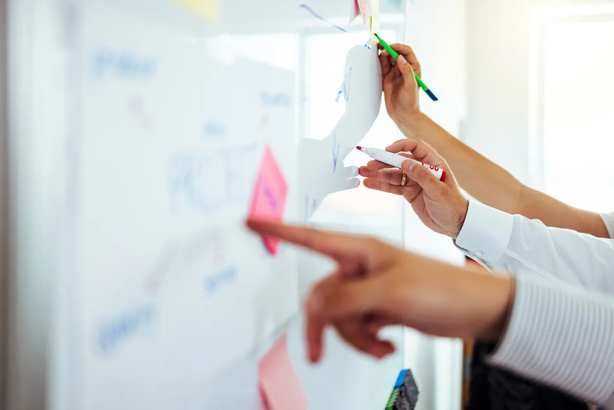 Hands-on consultancy